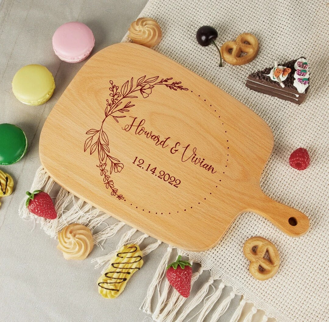 Custom Engraved Board: Charcuterie with Handle, Gift for Grandma, Bridal & Mother.