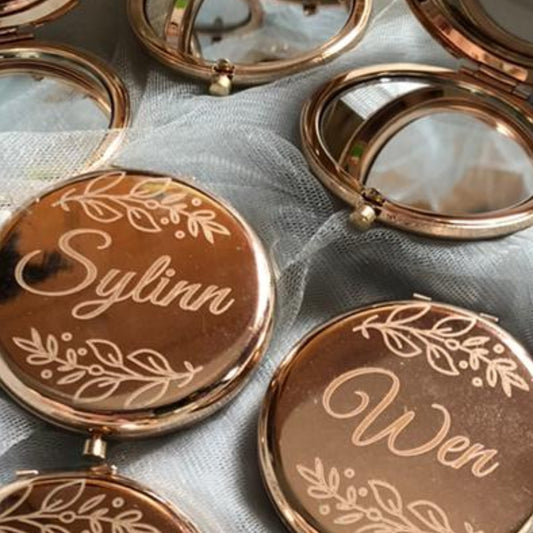 Personalized Engraved Compact Mirror - Name