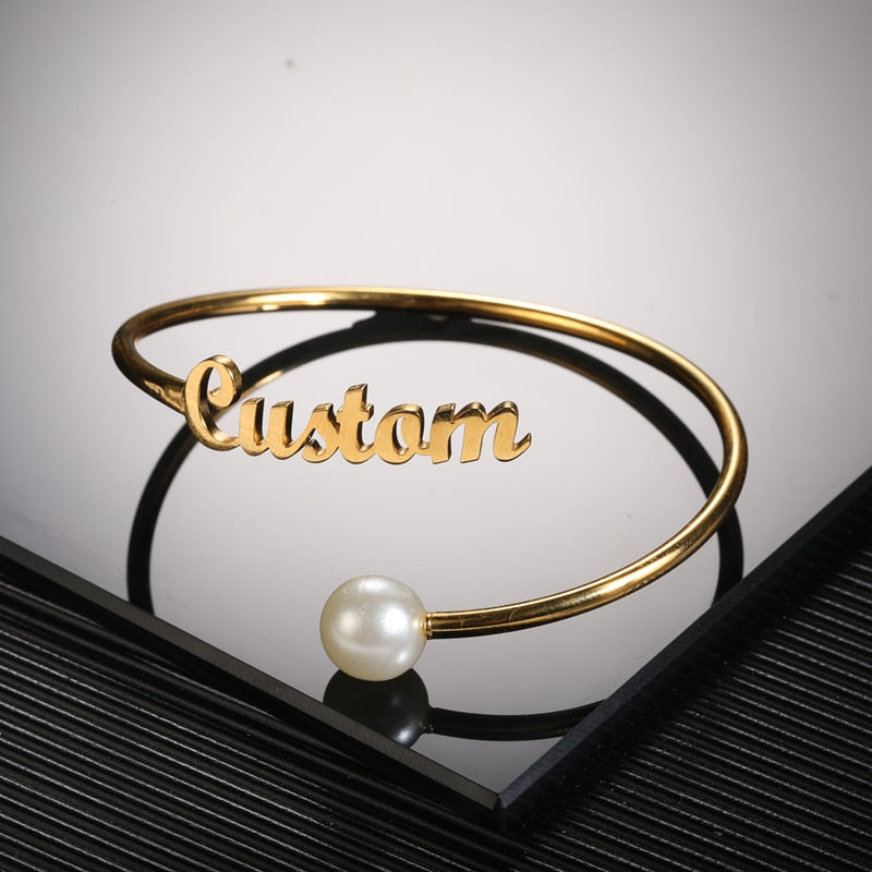 Custom Round Pearl Name Bangles For Women Lady Party Jewelry Personalized Zirconia Nameplate Cuff Bangles Best Friends Gifts
